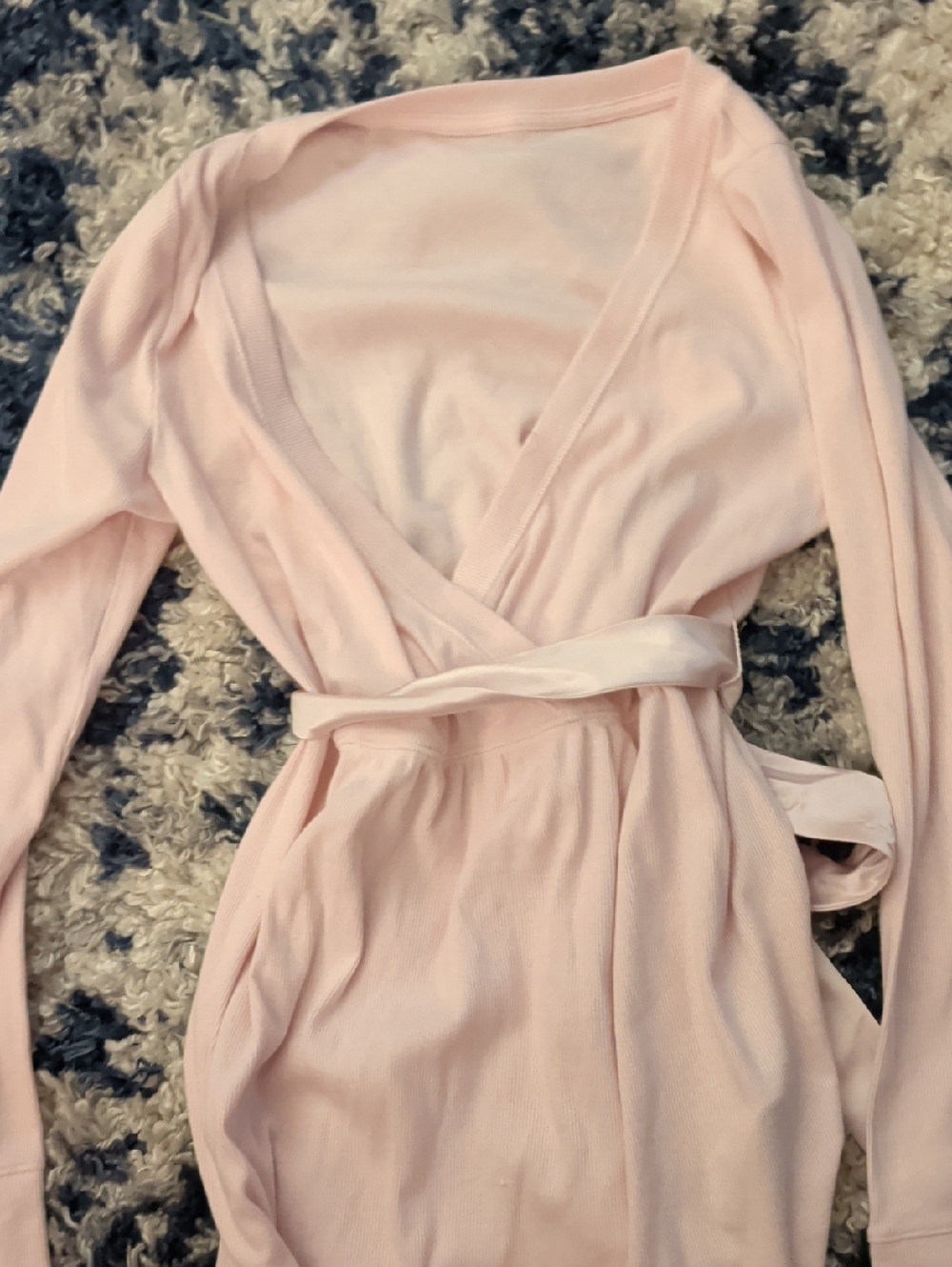 Hollister Light Pink Wrap Robe with Tie Waist Silk